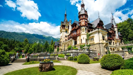 Bucharest: Kastil Vampir / Kastil Peles / Perjalanan satu hari ke Brasov [Bisa untuk satu orang]
