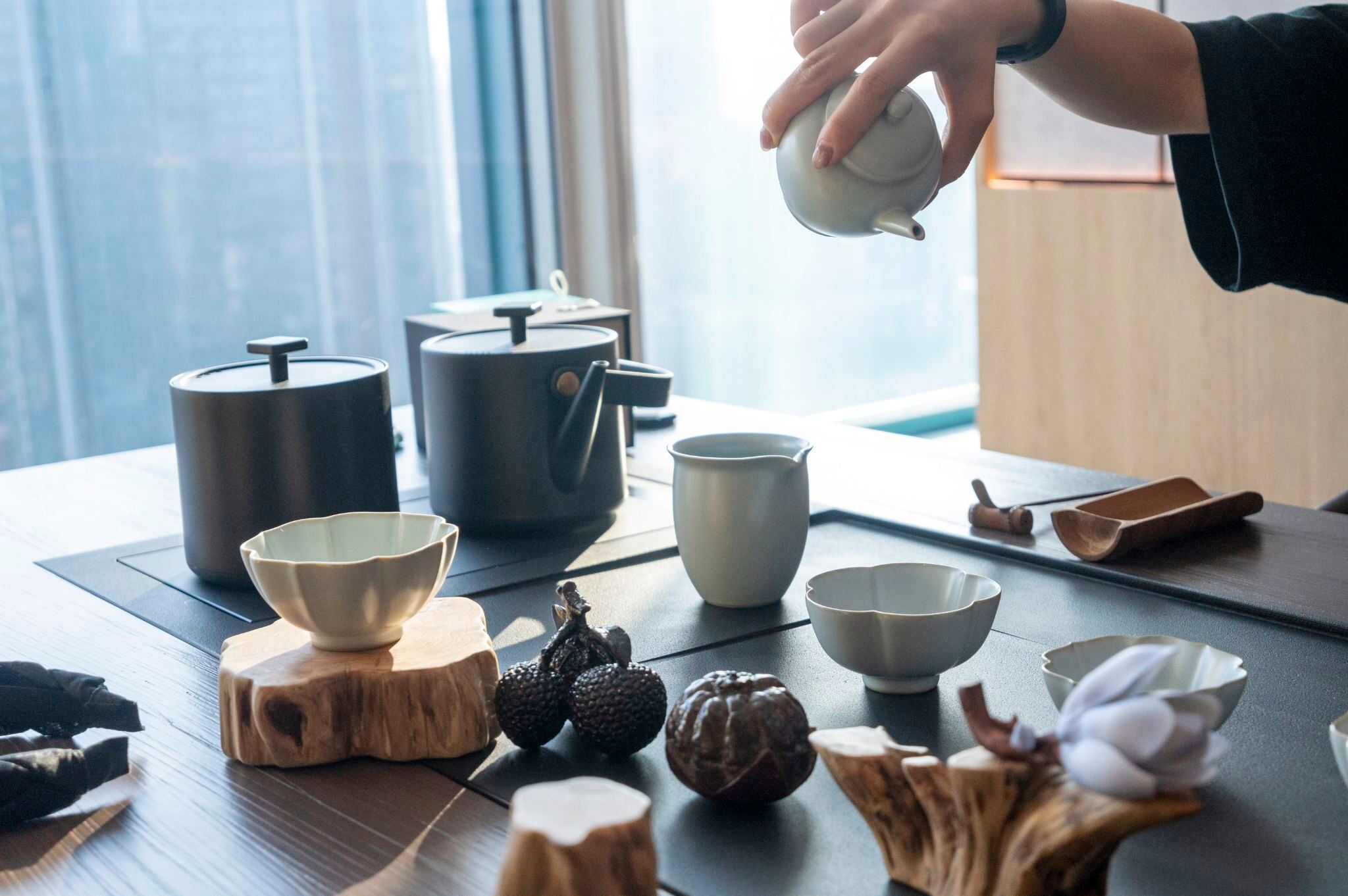 Cerimonia del tè cinese + Storie di Wuhan nel cielo + Ceramica