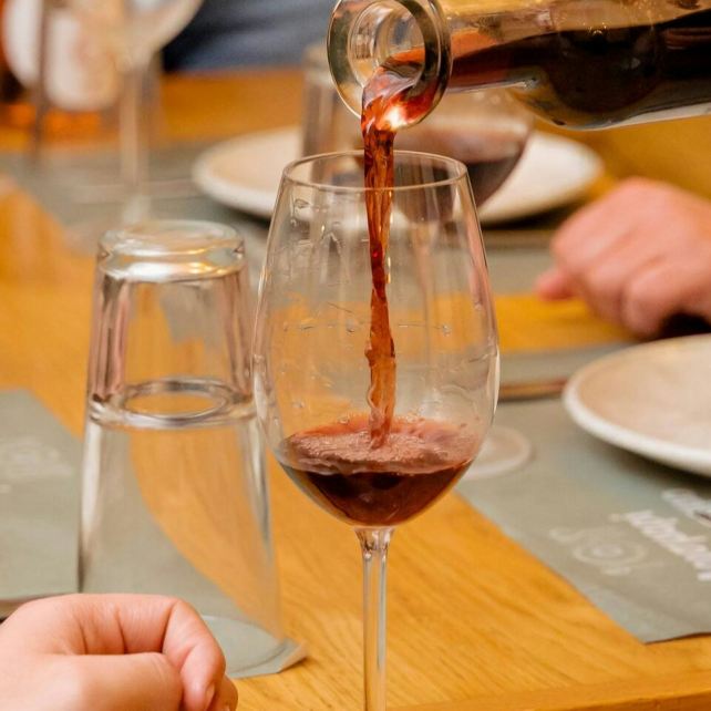 Heraklion: Cretan Wine Tasting Experience