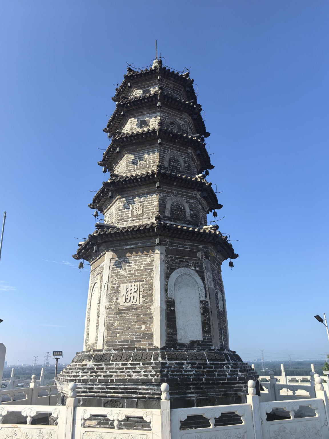 Langfang Dachang Palace of Nationalities + Lingshan Temple + Guoan First City day tour with English service available