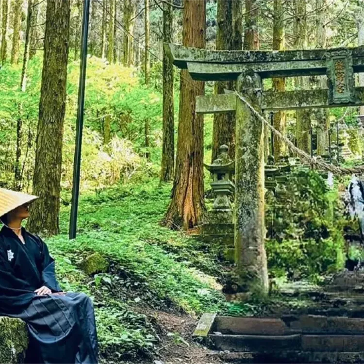 熊本往復】上色見熊野座神社＋草千里＋日本の町並み散策ワンデーツアー