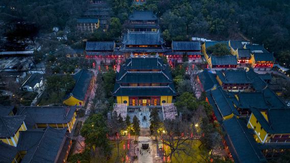 Hangzhou Batı Gölü, Lingyin Tapınağı, Feilai Feng ve Su Kanalı Özel Turu - 1 Günlük Gezi (Özel Araç ve Biletler Dahil)