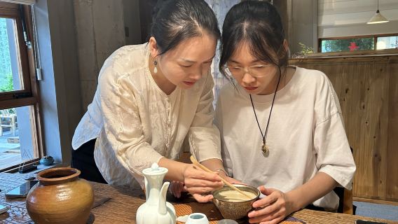 武夷山非遺特色體驗（採茶製茶體驗/宋代點茶體驗，2選1），老師導覽武夷山茶史及茶文化