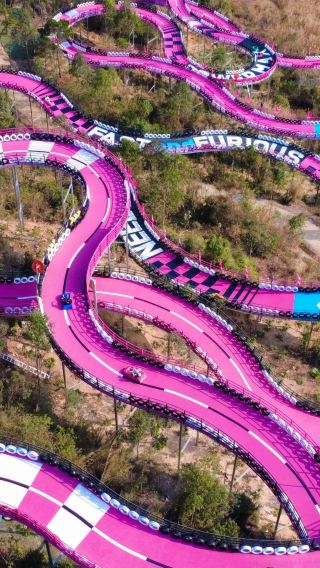 ทริปวันเดียวจากกว่างโจวไปฝอซาน : สวนหยิงเซียงกับรถไฟเหาะสีชมพูและสไลเดอร์สวนน้ำ