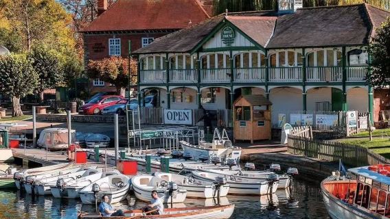 Berlepas dari Birmingham: Stratford + Rumah Shakespeare + Istana Warwick (Tidak Termasuk Tiket Masuk)