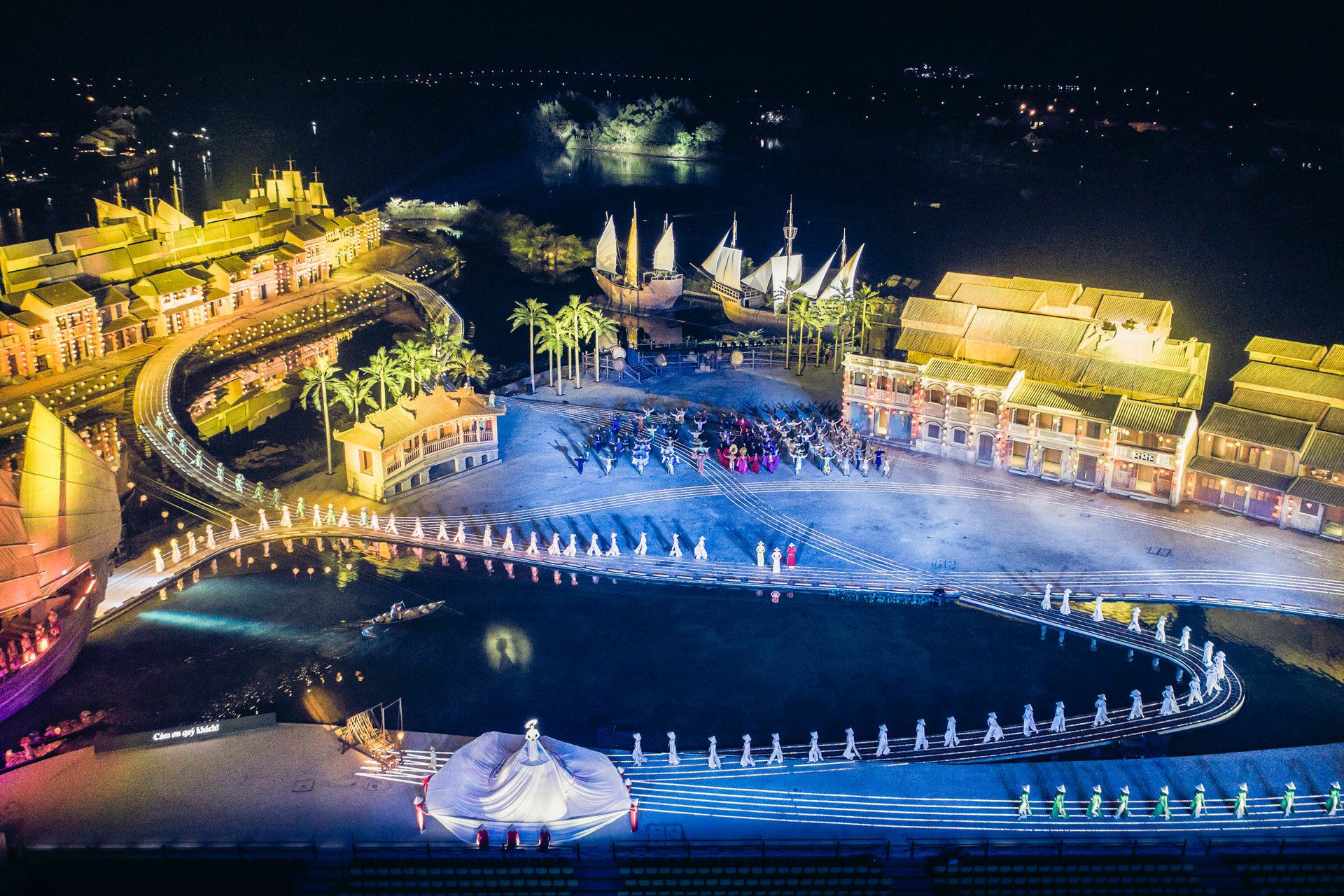 Hoi An Memories Show Tickets and Private Transfer Service | Depart from Da Nang or Hoi An