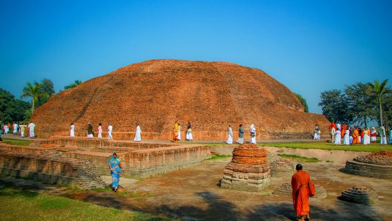 Sacred Buddhist Pilgrimage Journey India Nepal with Taj Mahal – 15 Days