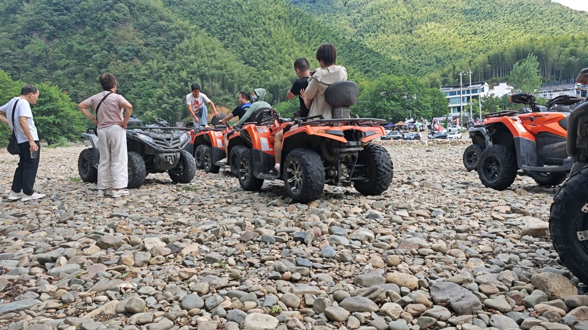 越野車-安徽宣城月亮灣風途越野車/越野車駕駛體驗【全地形春風450越野車/7公里駕駛體驗】