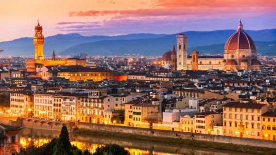 E-Bike Night Tour from Piazzale Michelangelo: Small Group