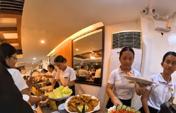 長灘島自助餐 La Carmela酒店（一站式體驗菲律賓地道美食，午餐晚餐任食）