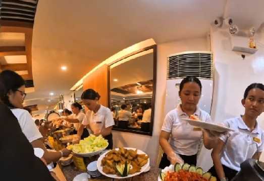 Boracay Buffet La Carmela Hotel (Experience authentic Philippine Food and Beverages in one stop, lunch and dinner eat all you can)