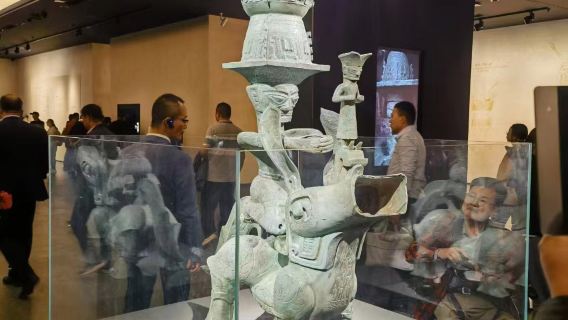 Sanxingdui-Museum + Dujiangyan Tagesausflug [Inklusive Privattransfer + Ticket + 1V1 Exklusive Gruppenführung]