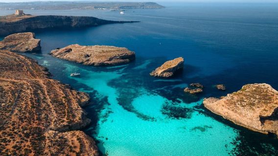 Crociera al tramonto Luzzu: l'ora d'oro di Malta in mare