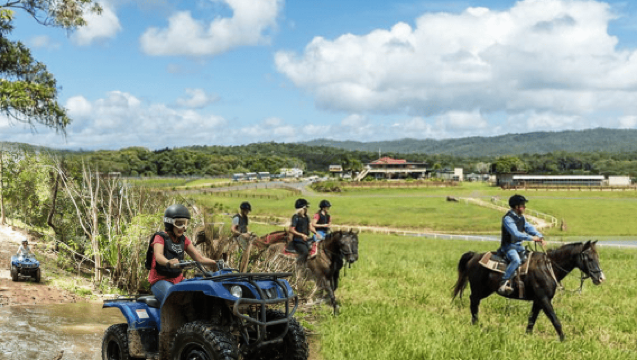 Kuranda: Quad Ride Bike and petting farm