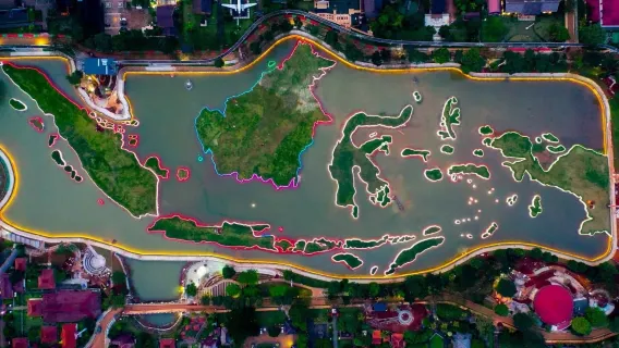 Kota Tua Jakarta + Taman Miniatur + Lapangan Merdeka + Katedral + Masjid Istiqlal