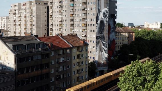 Заказ после консультации / Берлинский собор, замок Бранденбург, Восточная галерея, Пергамский музей / аэропорт / трансфер из точки в точку / услуги гида-водителя для туристов / индивидуальный транспорт