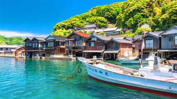 漫步京都海之秘境一日遊【天橋立纜車俯瞰,伊根舟屋餵鷗趣】