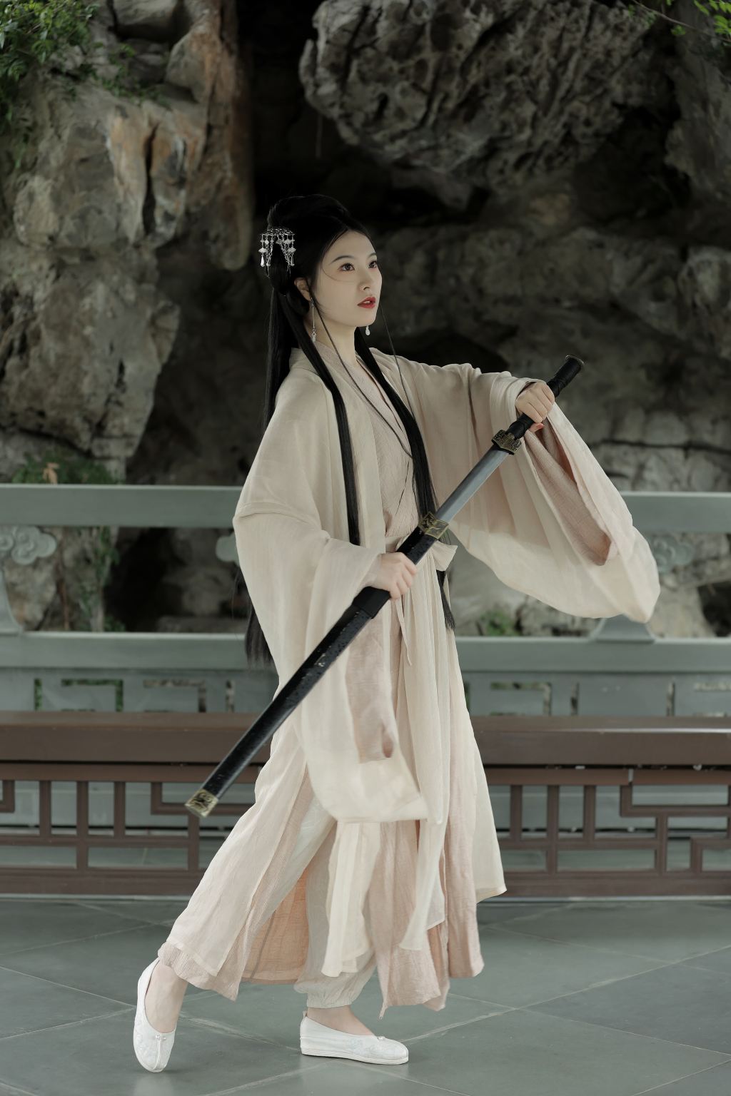 Travel Photoshoot in Cangwu[Family photo shoot with aerial photography | Professional multilingual photographer guide experience]