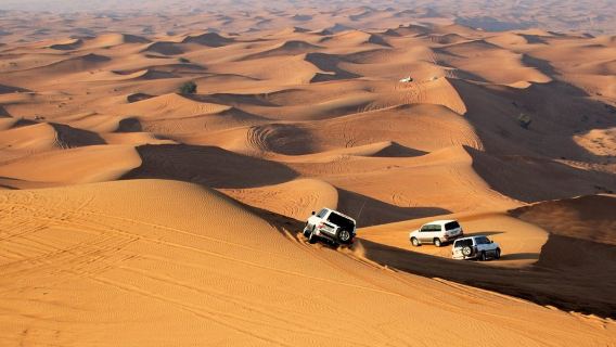 阿曼瓦希巴沙漠冒險之旅【騎駱駝|衝沙|星空晚餐|飯店接駁】