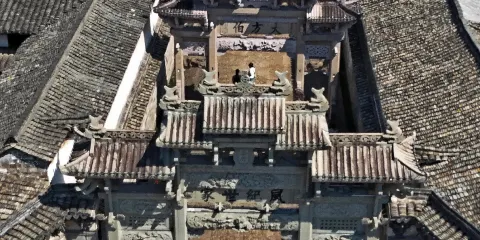 浙江金華橫店影視城+盧宅+佛堂老街一日遊可中英文服務