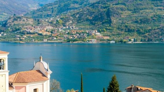 Lago d'Iseo e Franciacorta: tour guidato da Milano + degustazione vini
