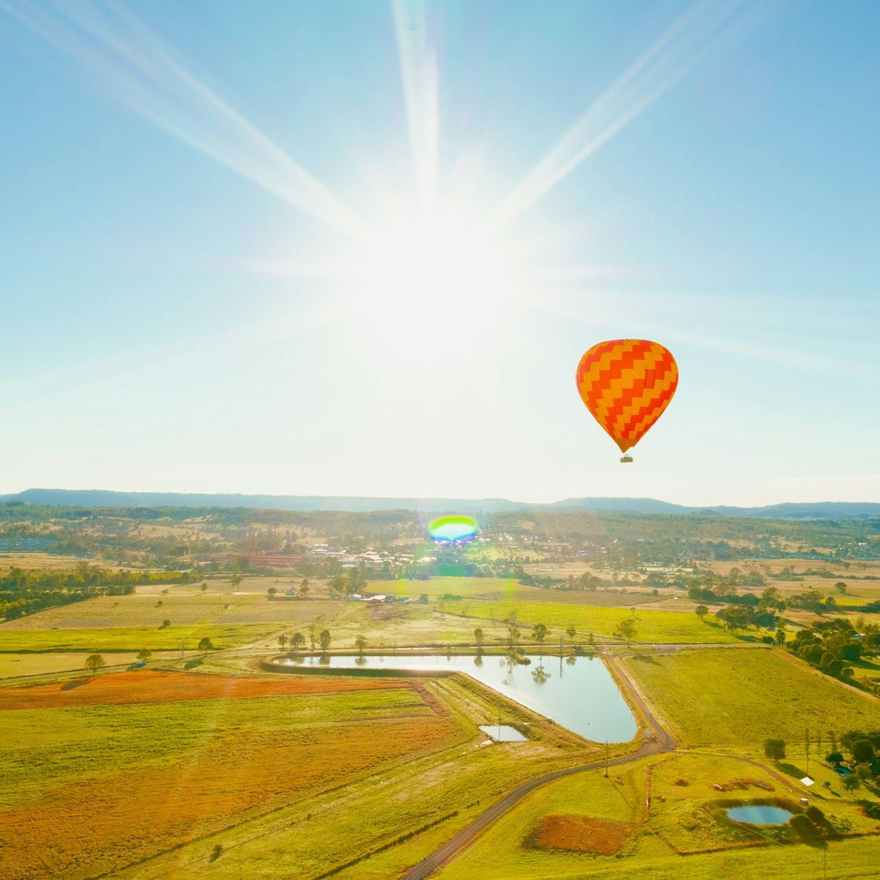 Gold Coast Ballooning with Vineyard Breakfast & Return Transfers