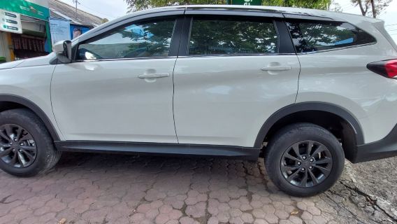 Seminyak: Transfer zur Abreise vom Hotel/Villa zum internationalen Flughafen Bali (DPS)