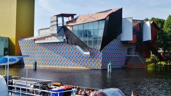 Groninger Museum + Martinitoren + Northern Maritime Museum Day Tour