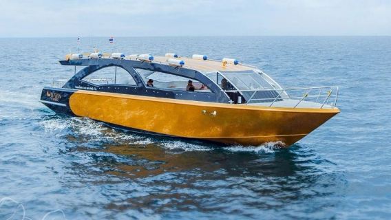 Rijk programma: eendaagse tour naar Phi Phi-eilanden + Bamboe-eiland + Maya Bay + Koh Khai