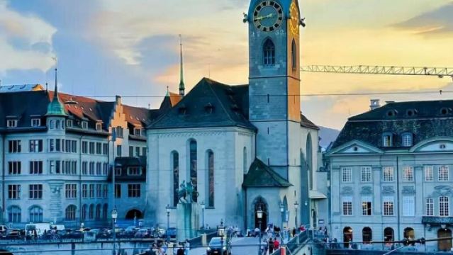 瑞士+蘇黎世大教堂+林登霍夫山一日遊/行程可調-隨性而行