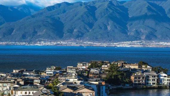 1-day tour to Dali Erhai Lake, Shuanglang ancient town, Xizhou, Little Putuo Island and Zhoucheng Village tie-dye experience [Independent group formation]