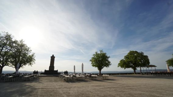 Lawatan Sewaan Peribadi Pergi-Balik dari Frankfurt: Kubu Ehrenbreitstein × Istana Dongeng Eltz × Istana Schwetzingen [Perkhidmatan Berbahasa Cina]