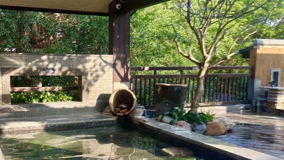Zhuhai Yu Hot Spring | Experiencia inmersiva con baños termales ilimitados las 24 horas + cena buffet en el mercadillo de moda