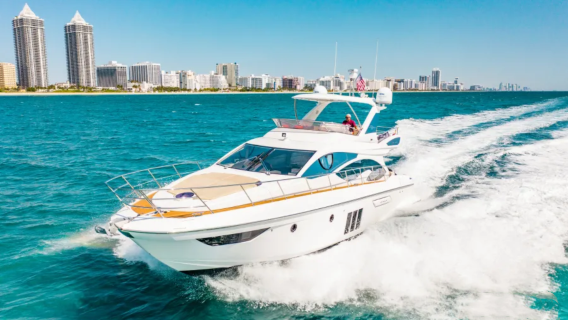 【三亞遊艇出海】三亞遊艇租賃進口豪華遊艇包船拼船出海 3 小時亞龍灣海棠灣潛水浮潛帆船海釣釣魚尾波衝浪