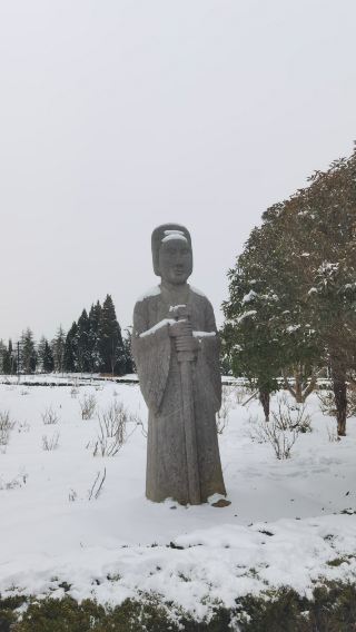 Luoyang 1-day tour to The Luoyang Museum of Ancient Tombs + TRACING LUOSHEN FU [Luoyang Dahehui Attraction]