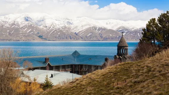 From Tbilisi: Armenia Day Trip to Lake Sevan, Yerevan, and Sevanavank Monastery