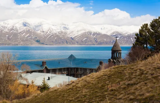 從第比利斯出發：亞美尼亞一日遊塞凡湖+埃裏温+塞凡納克修道院