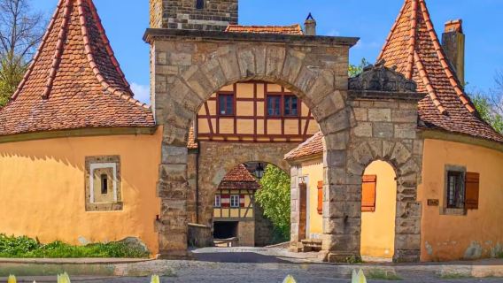 法蘭克福&盡享浪漫維爾茨堡+羅騰堡童話+美茵河老橋&中文司導