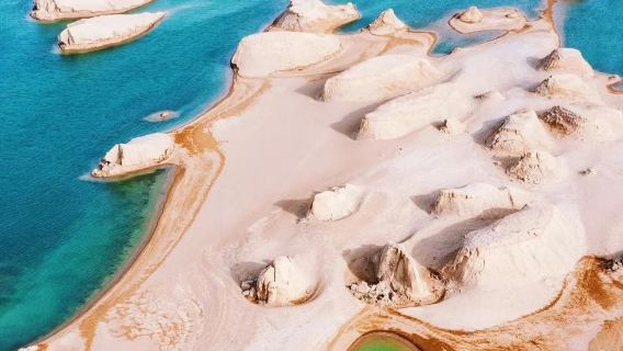 察爾汗鹽湖+烏蘇特水上雅丹+雅丹地形一日遊【包車團】