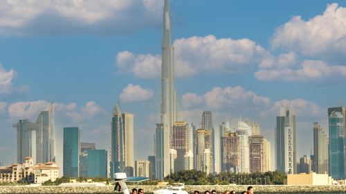 Dubai Attraction: The Black Boats Dubai Day Tours 6