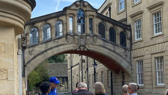 Combined Oxford University Walking & Punting Tour