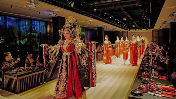 Luoyang Empress Wu Feast: Wu‑Zhou Hanfu Styling, Original Palace Dinner Show & Water Banquet
