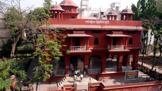 Pune Highlights: Guided Day Tour from Mumbai in Private Car
