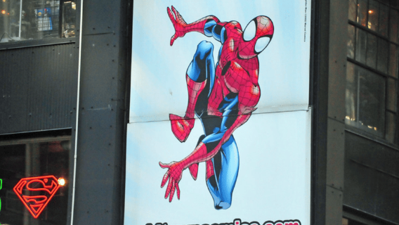 Tur Asal-usul Superhero NYC: Marvel dan DC Comics