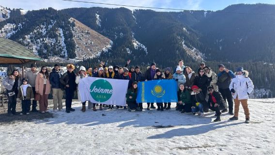 Almaty: Excursión de un día a los lagos Kaindy y Kolsai con el Cañón Negro