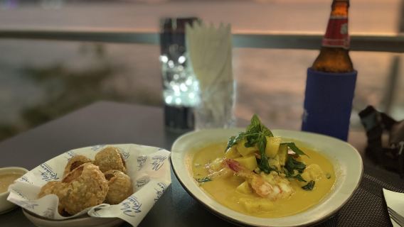 Phuket Baanrimpa tempahan tempat duduk restoran viral