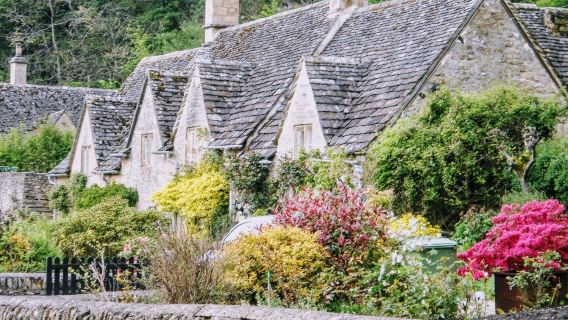 科茨沃爾德+水上伯頓+拜伯里+上下斯勞倫村一日遊【中文司機】