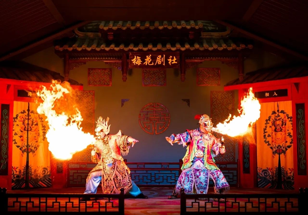 [Chengdu] Spettacolo di cambio volto dell'Opera del Sichuan del Teatro Meihua (da non perdere a Chengdu + festa del patrimonio culturale immateriale + esperienza immersiva + millenaria cultura Shu-Ba + centenaria Opera del Sichuan)
