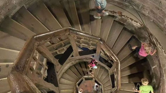 Kastil Nuremberg + Museum Mainan Nuremberg + Alun-alun Pasar Utama + Museum Negara Jerman