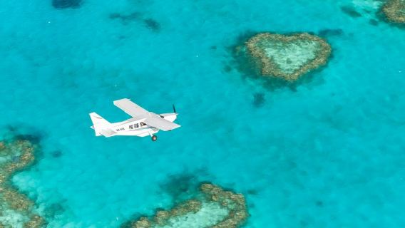เที่ยวบินชมวิวหมู่เกาะวิทซันเดย์ 60 นาที